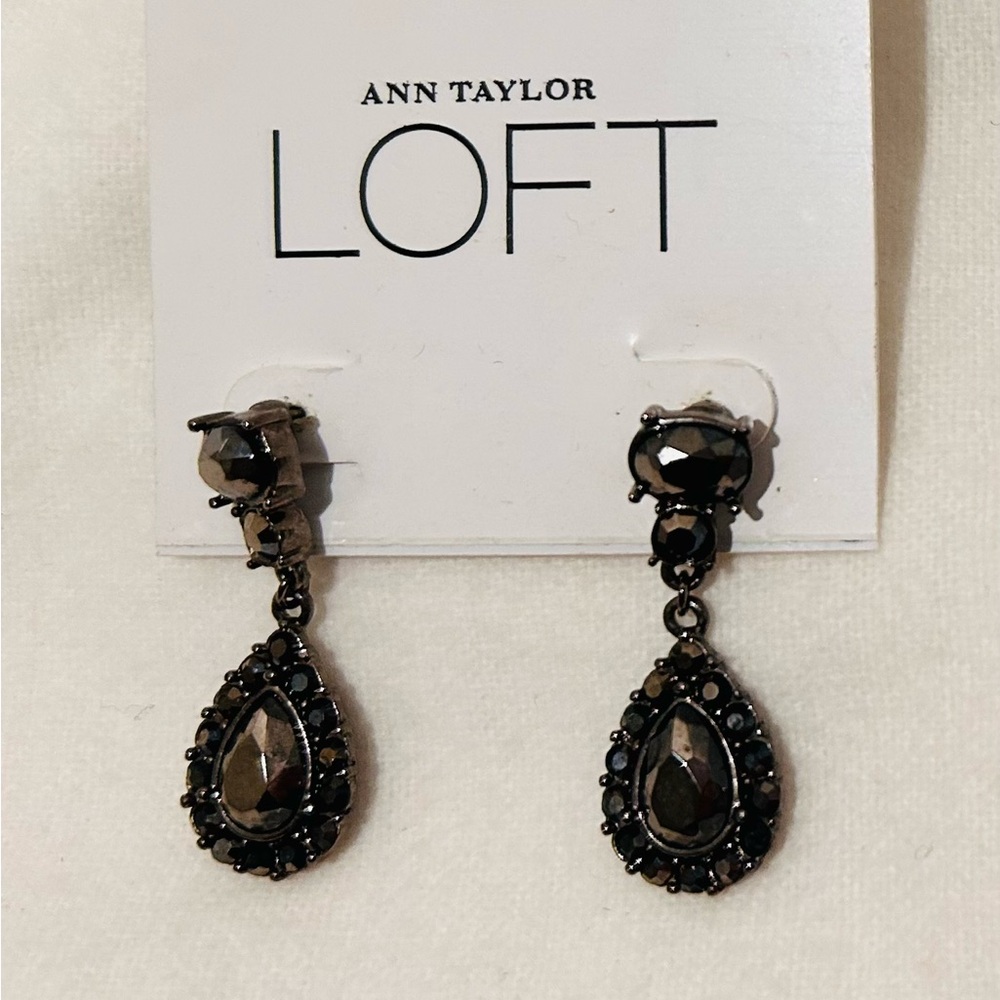 Ann Taylor Loft Dangle Earrings Dressy Black Stones